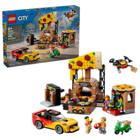 Pizza Delivery Experience with Vehicles