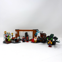 Spider-Man at the Sanctum Workshop (Prebuilt)