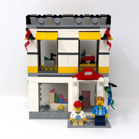 Lego Brand Store (Prebuilt)