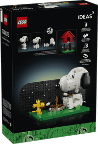 Peanuts: Snoopy's Doghouse