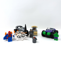 Hulk vs. Rhino Showdown (Prebuilt)