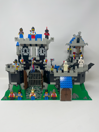 Royal Knight's Castle (Prebuilt)