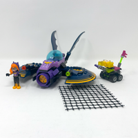 Batgirl Batjet Chase (Prebuilt)