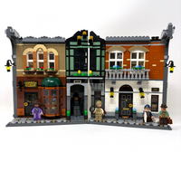 Sherlock Holmes - Book Nook (Prebuilt)