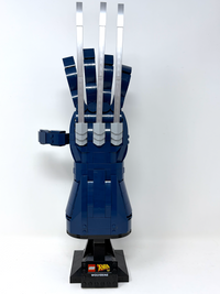 Wolverine's Adamantium Claws (Prebuilt)